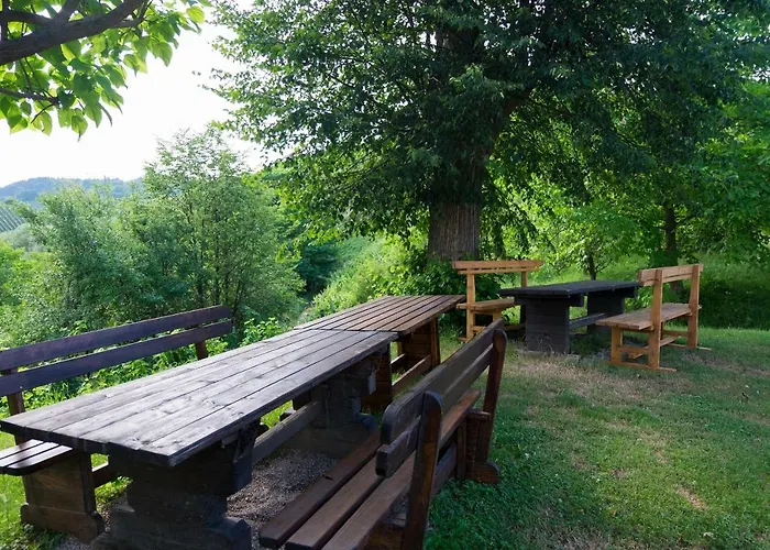 아파트 Turisticna Kmetija Vrezner